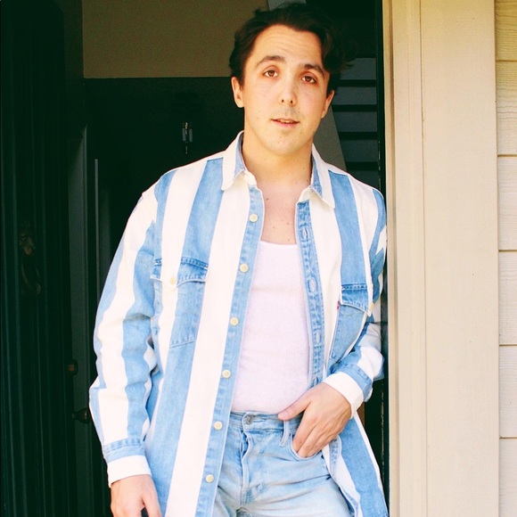 Meet your Posher, Bobby - Picture 2 of 4